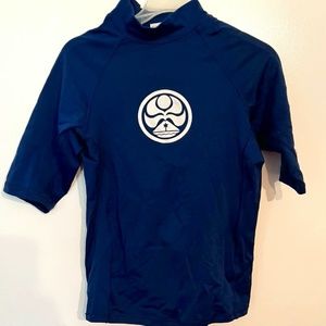 Hawaiian Island Creations (or HIC) rash guard - Men's medium